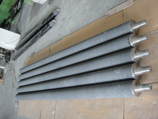 Carbon fiber guide roller