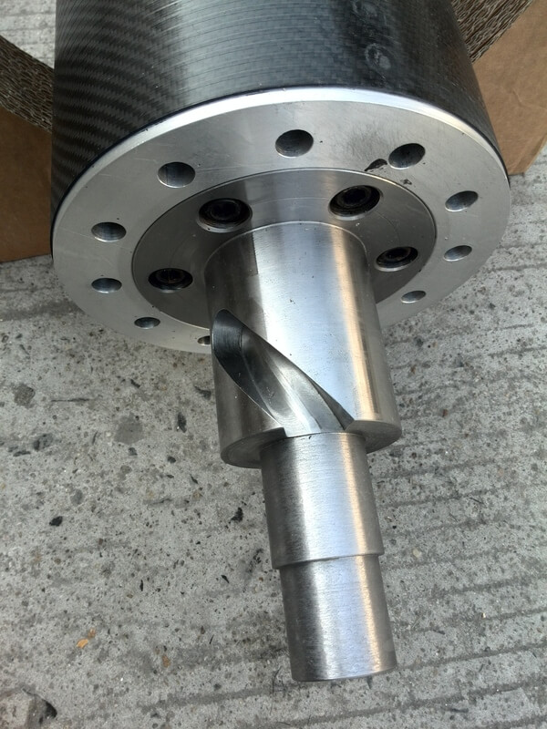 Carbon fiber guide roller